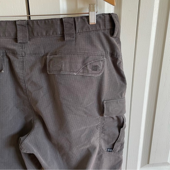 5.11 Tactical Stryke Pants Men's 40x30 Gray Flex-Tac Ripstop Cargo Straight Worn - Picture 8 of 16